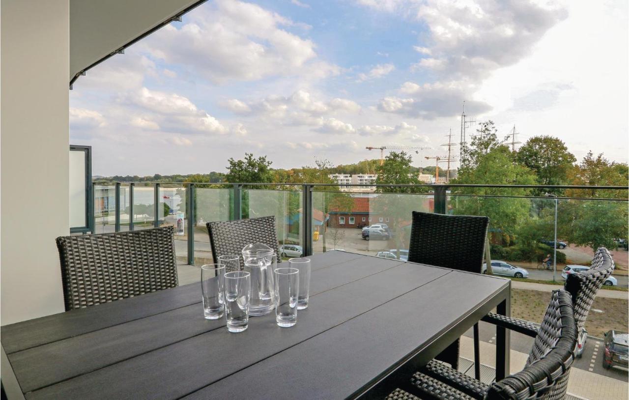 Cozy Apartment In Luebeck Travemuende With Sauna Bagian luar foto
