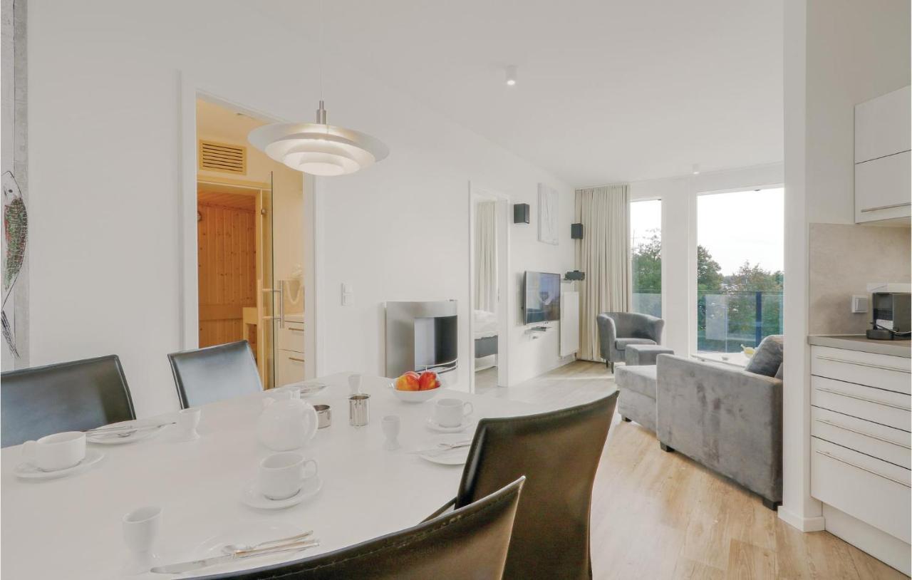 Cozy Apartment In Luebeck Travemuende With Sauna Bagian luar foto