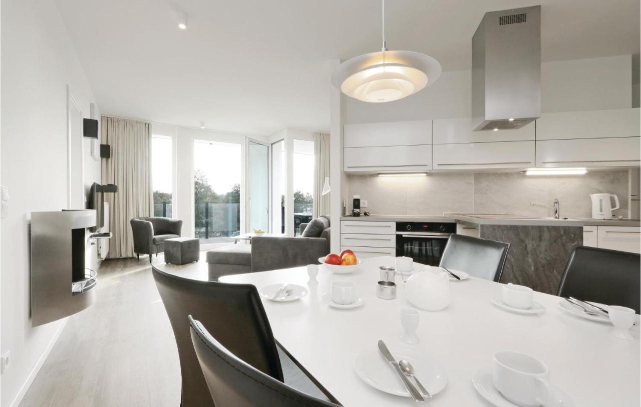 Cozy Apartment In Luebeck Travemuende With Sauna Bagian luar foto